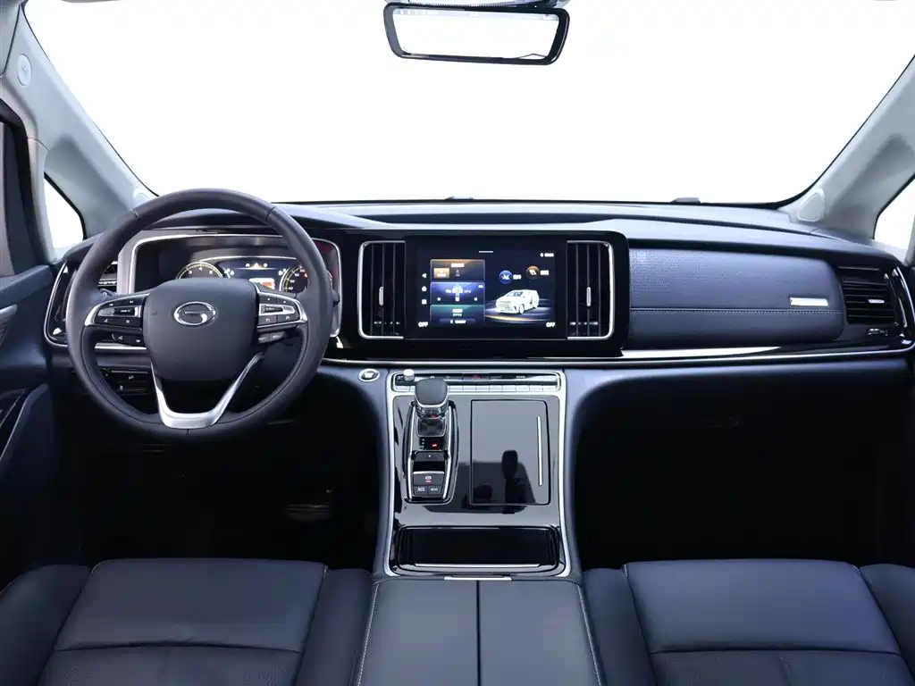 GAC Motor Trumpchi M8 2024 — фото 13