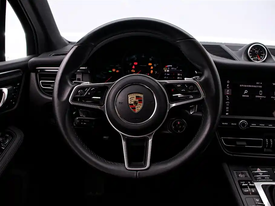 Porsche Macan 2021 — фото 7