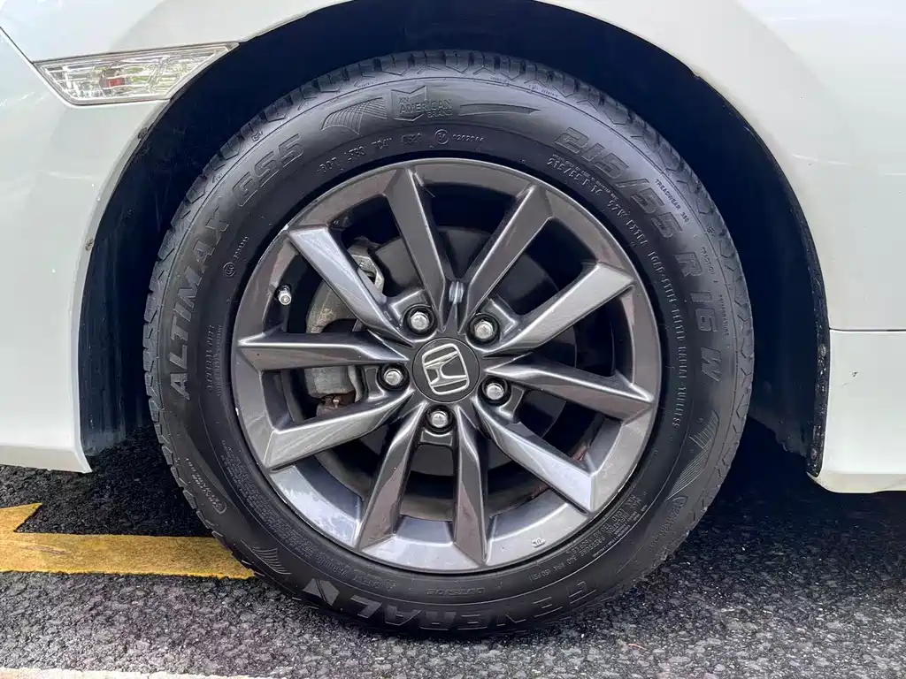 Honda Civic 2019 — фото 14