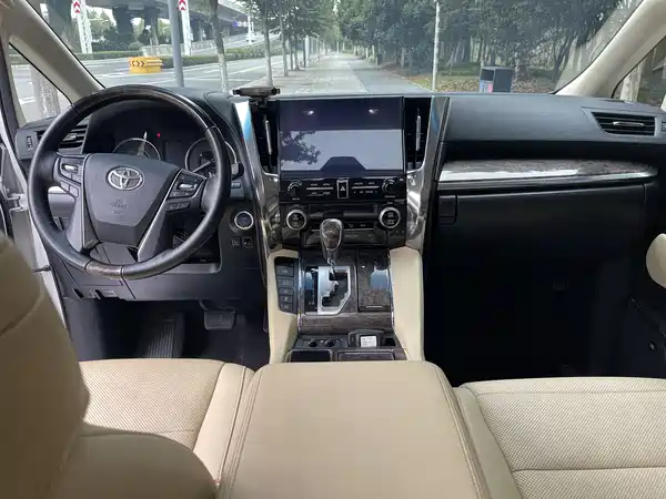 Toyota Wilfa 2022