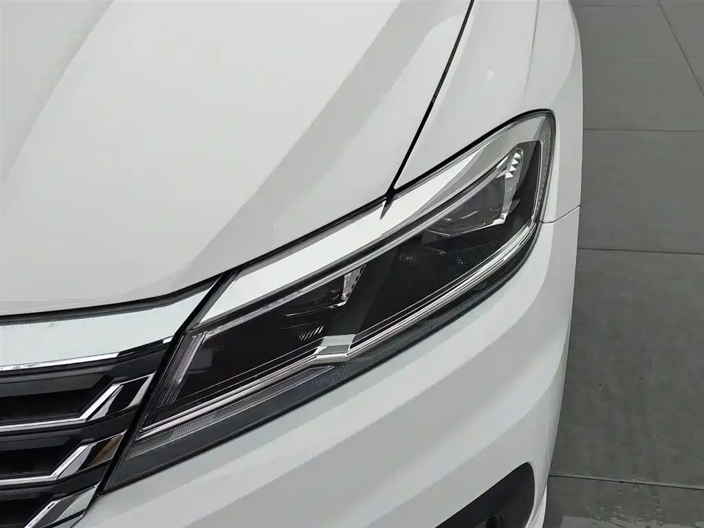 Volkswagen Lavida 2019 — фото 7