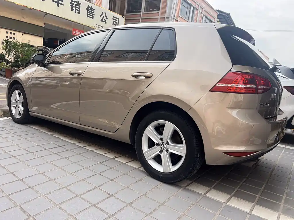 Volkswagen Golf 2015