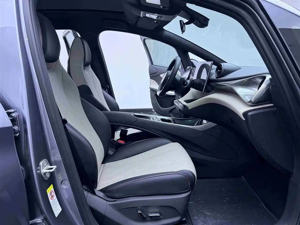BYD Dolphin 2023 — фото 10
