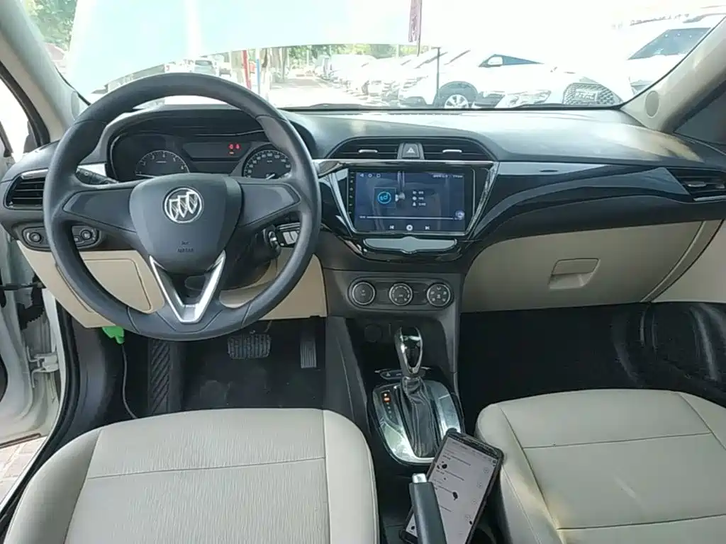 Buick Excelle 2023 — фото 10