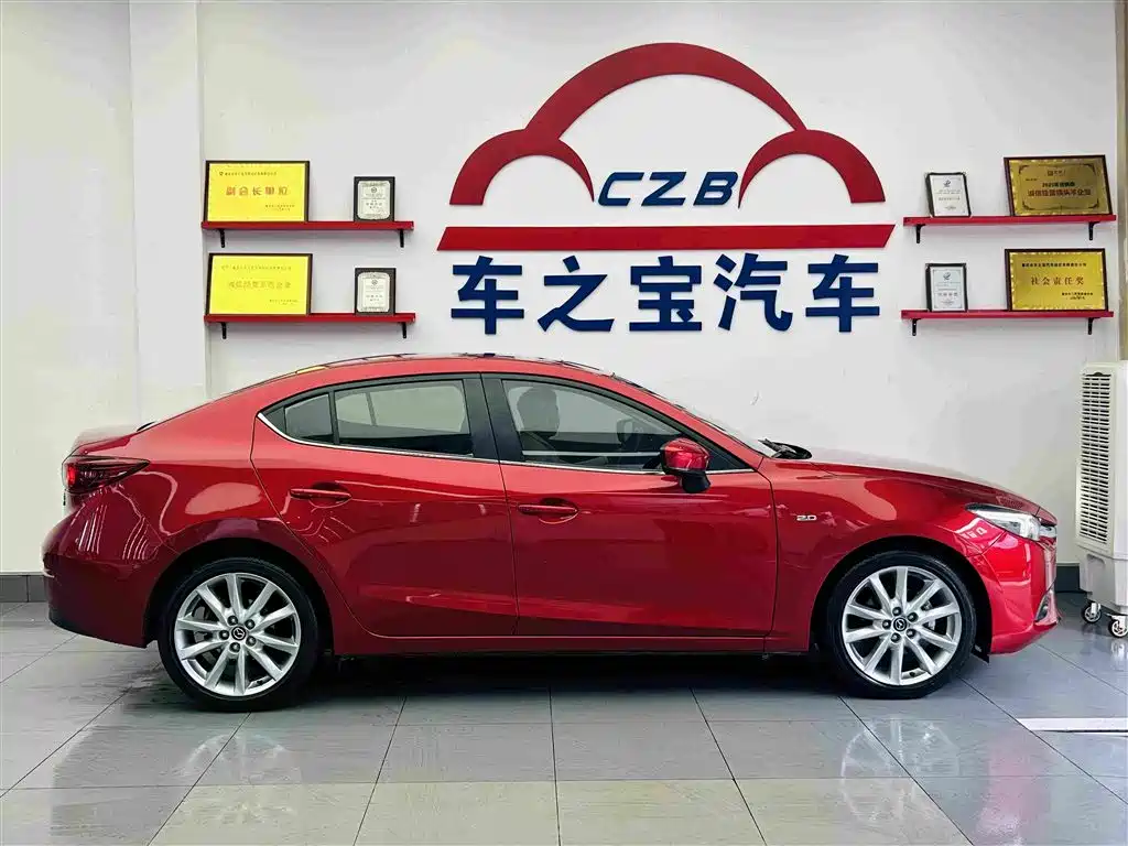 Mazda 3 Axela 2018 — фото 8