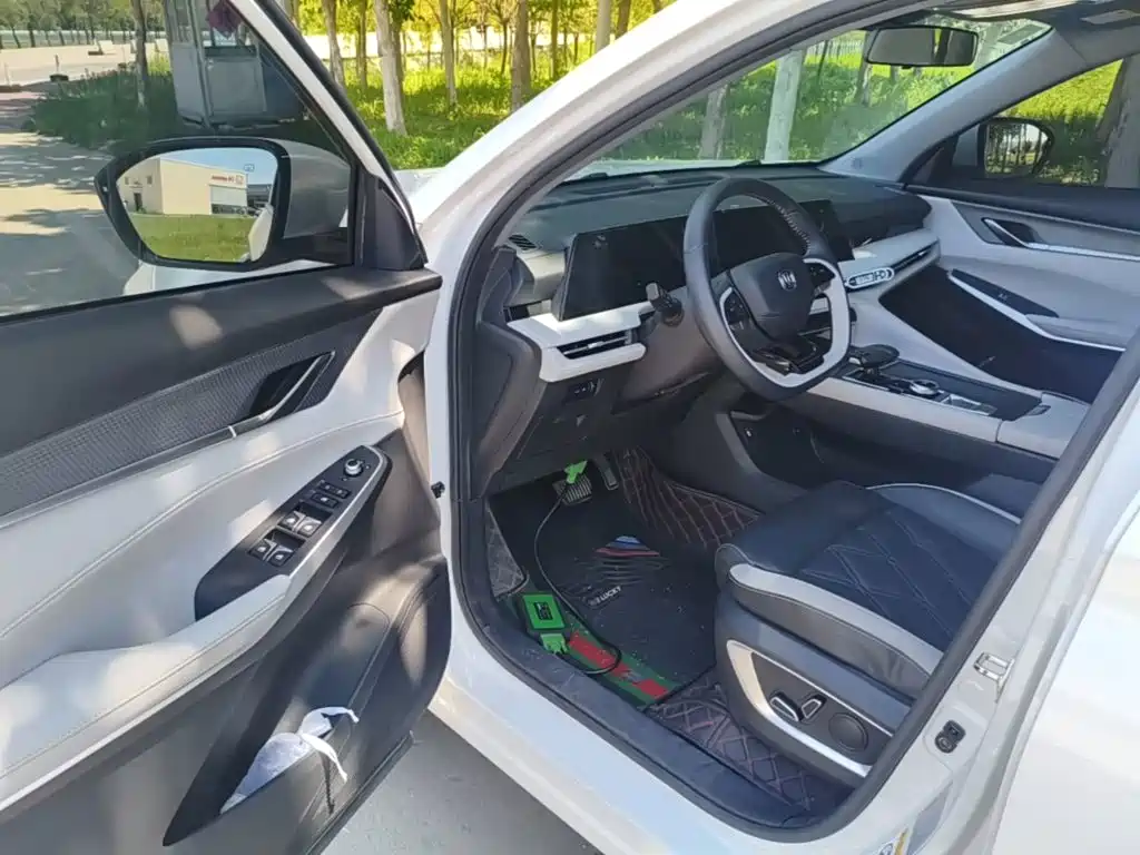 Changan CS75PLUS 2023 — фото 16