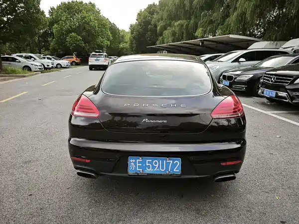 Porsche Panamera 2015