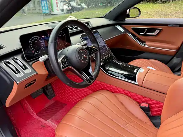 Mercedes-Benz S-Class 2024