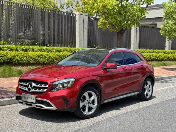 Mercedes-Benz GLA 2019