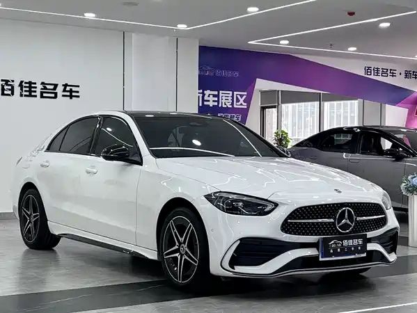 Mercedes-Benz C-Class 2024