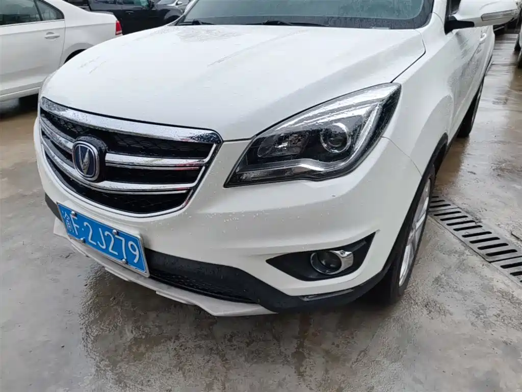 Changan CS35 2018 — фото 24
