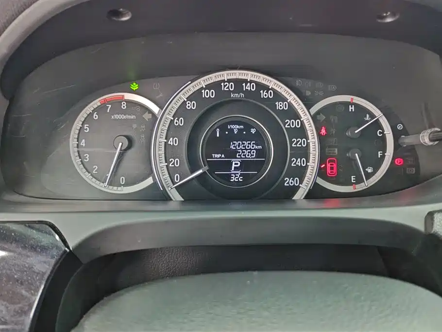 Honda Accord 2016 — фото 14