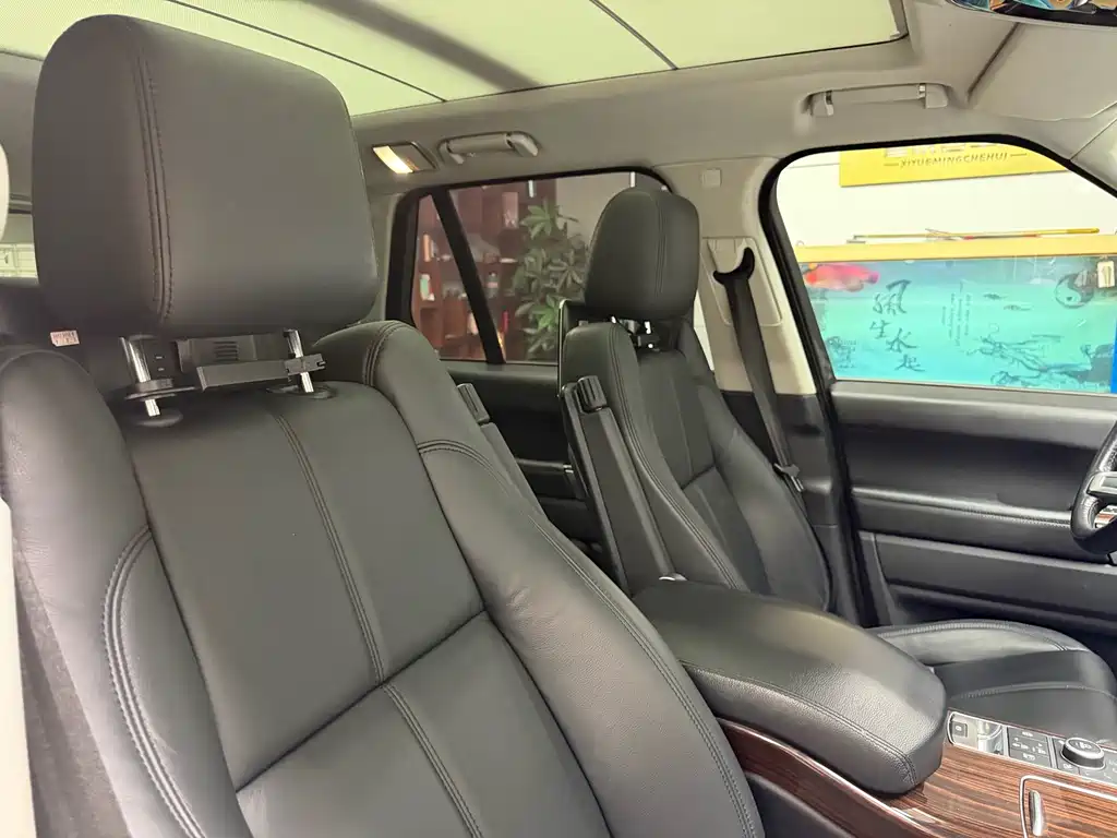 Land Rover Range Rover 2018 — фото 22