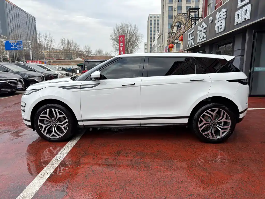 Land Rover Evoque 2023 — фото 3