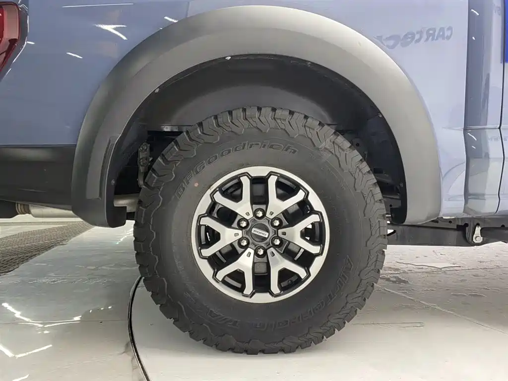 Ford F-150 Raptor — фото 11