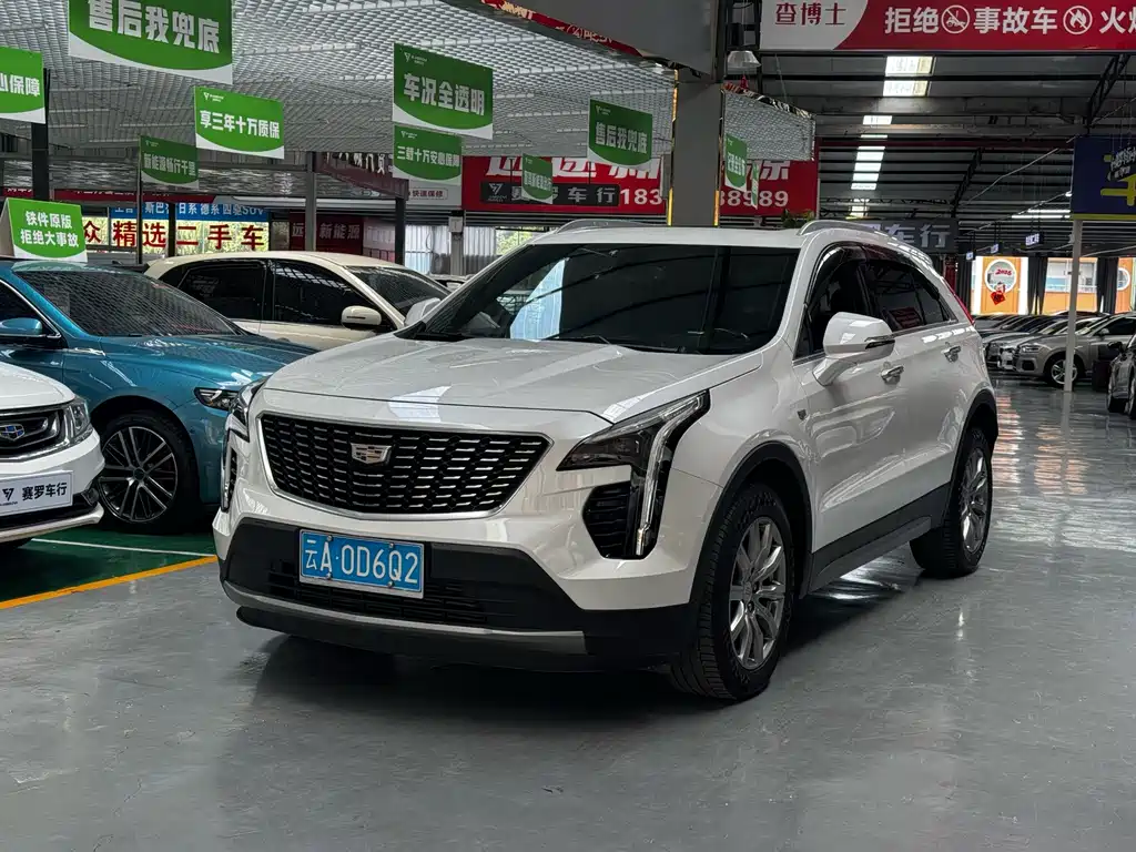 Cadillac XT4 2021 — фото 1