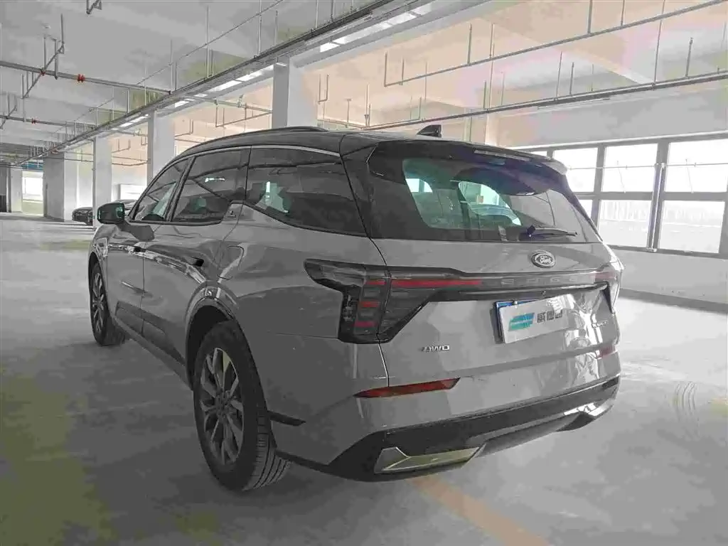 Ford Edge 2023 — фото 4