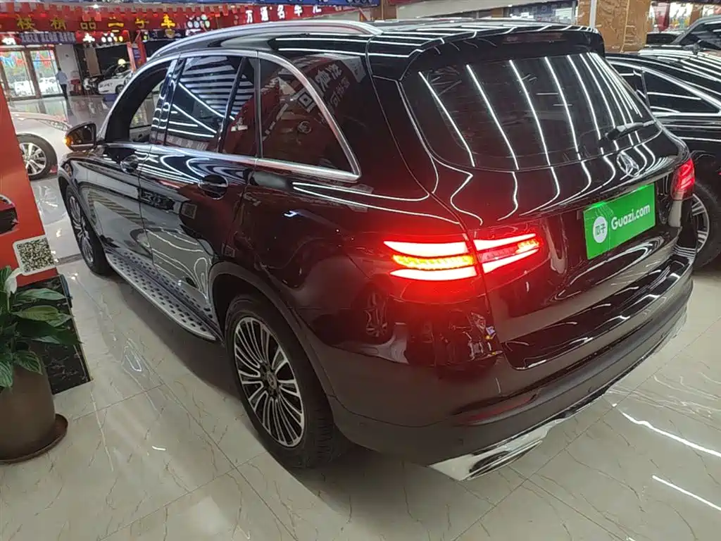 Mercedes-Benz GLC 2018 — фото 5