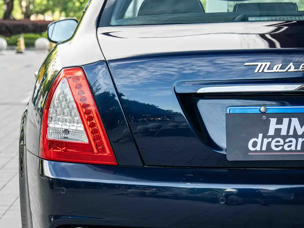 Maserati Quattroporte 2010 — фото 9