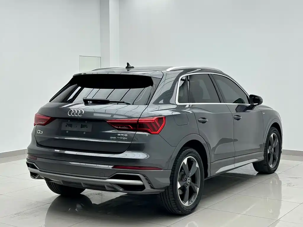 Audi Q3 2022