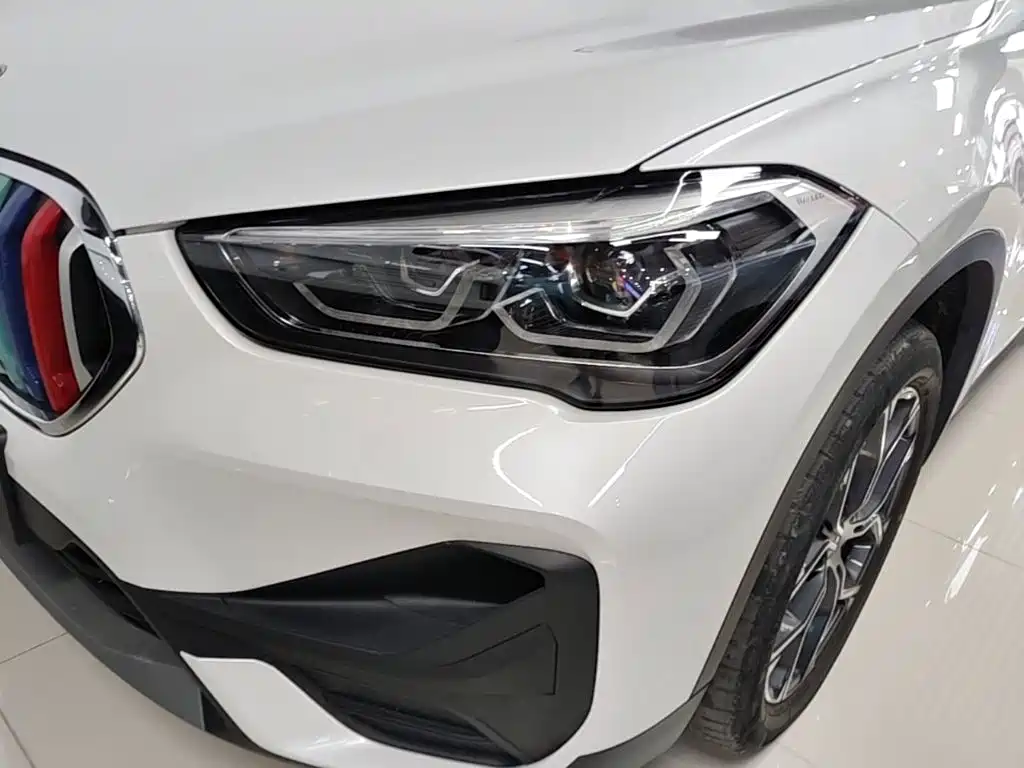 BMW X1 2021 — фото 24