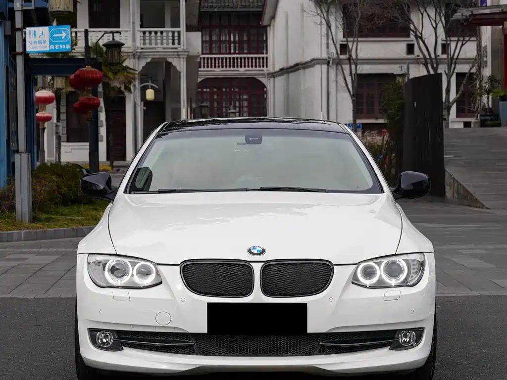 BMW 3 Series 2012