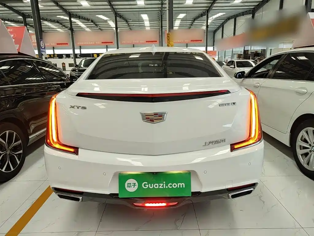 Cadillac XTS 2019 — фото 4