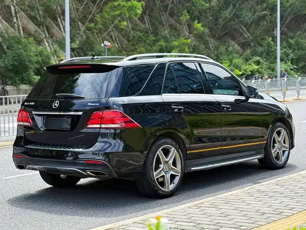 Mercedes-Benz GLE 2017