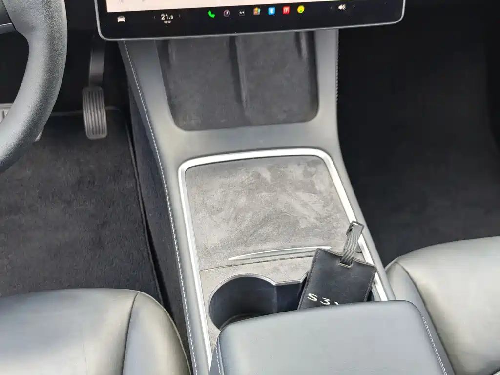 Tesla Model Y 2023 — фото 17