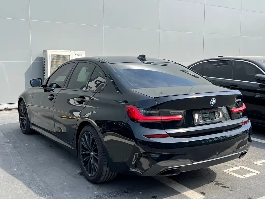 BMW 3 Series 2021 — фото 14