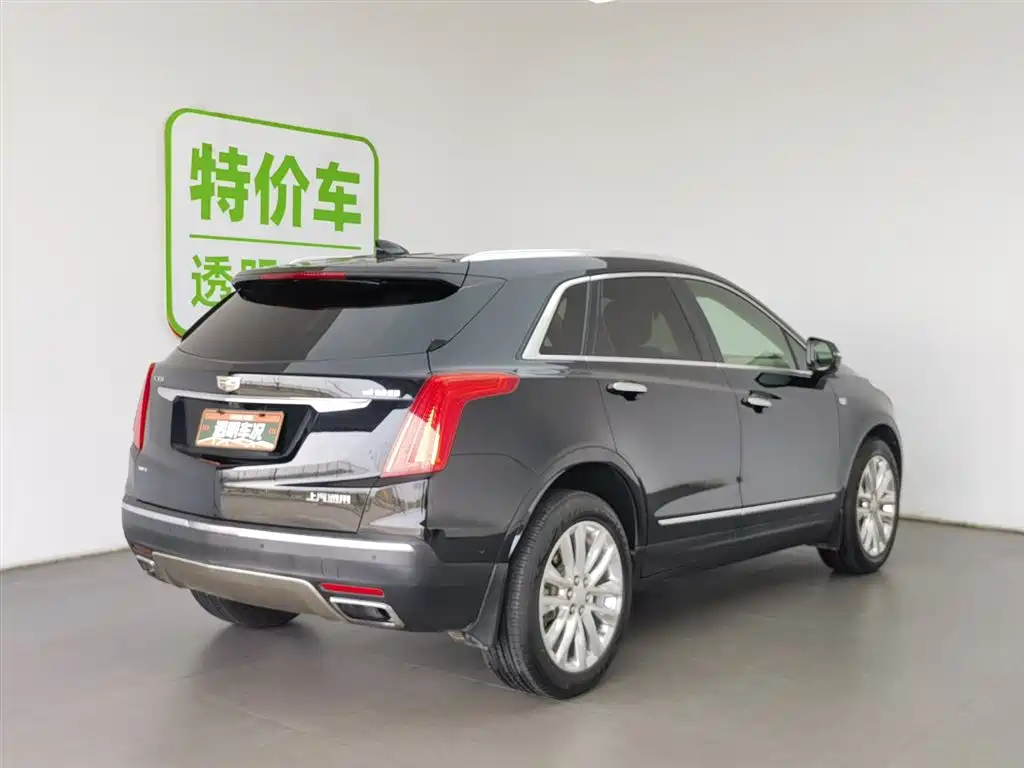Cadillac XT5 2017 — фото 2