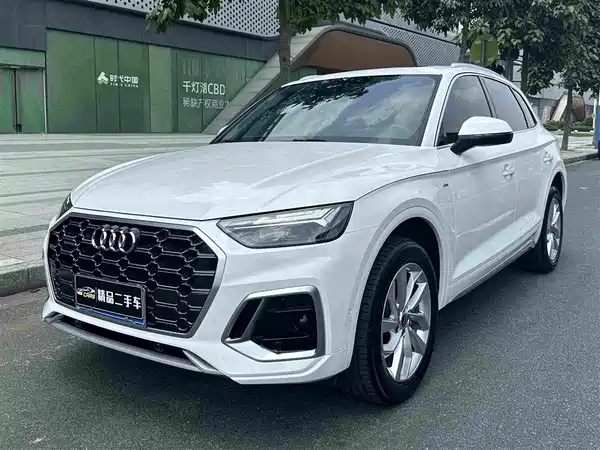 Audi Q5L 2021