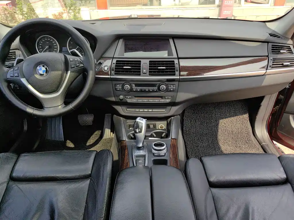 BMW X6 2011 — фото 7