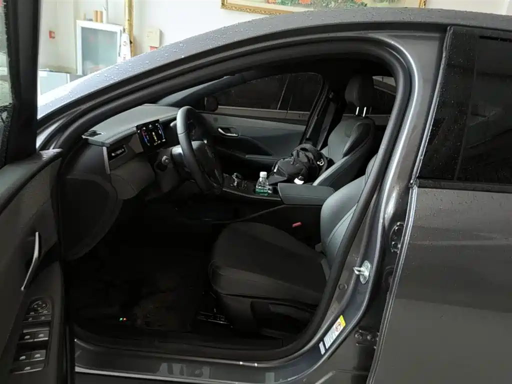 BYD Qin PLUS 2025 — фото 15