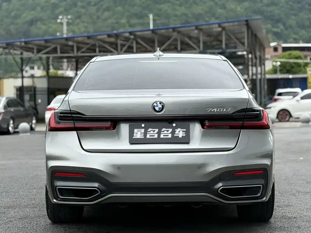 BMW 7 Series 2020 — фото 13