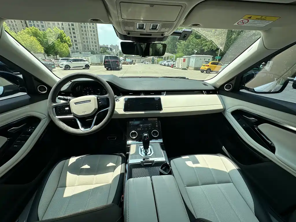 Land Rover Range Rover Evoque New Energy 2021 — фото 9