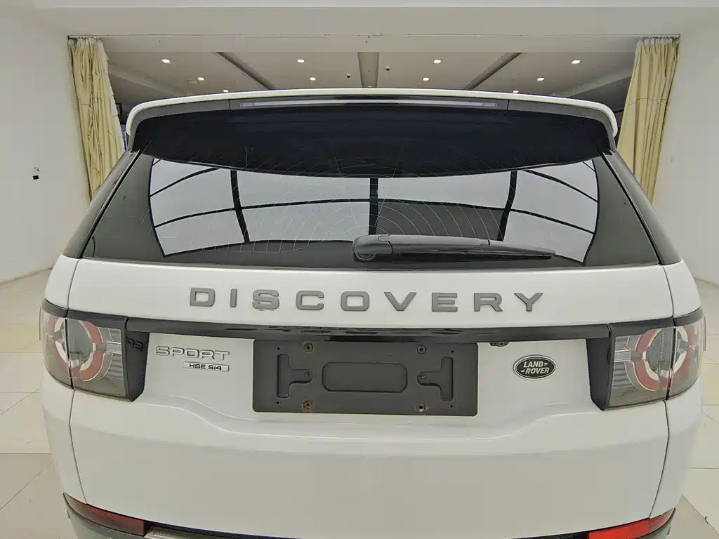 Land Rover Discovery Sport 2016 — фото 16