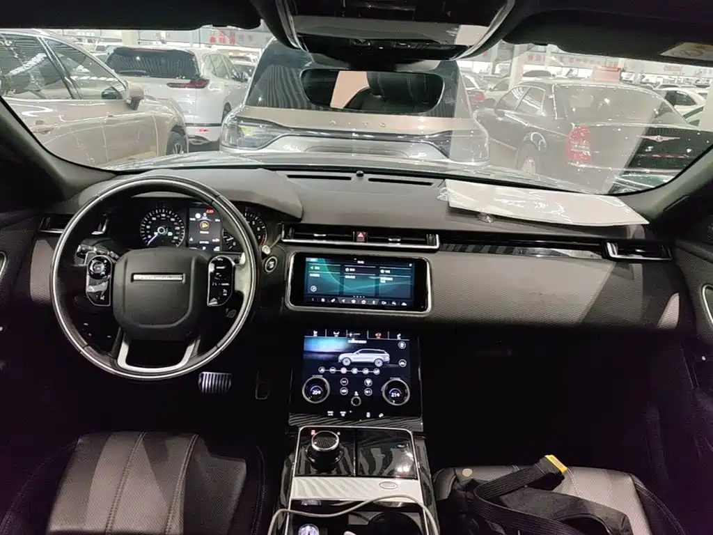 Land Rover Range Rover Velar 2020 — фото 6