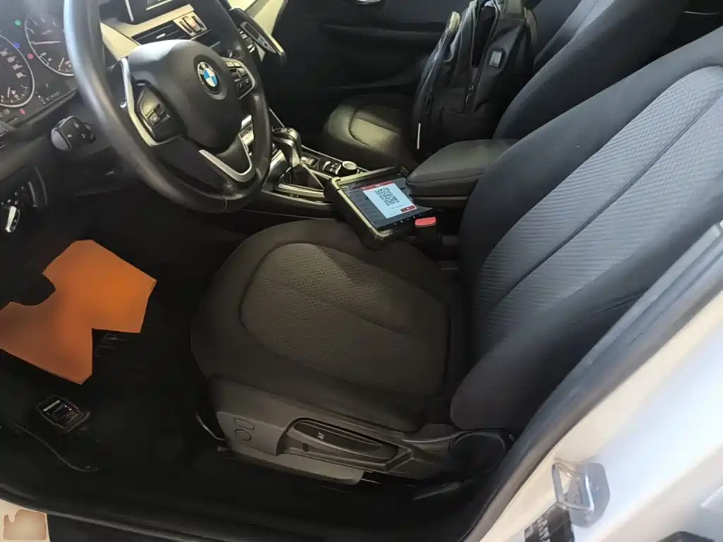 BMW 2 Series Gran Tourer 2017 — фото 11