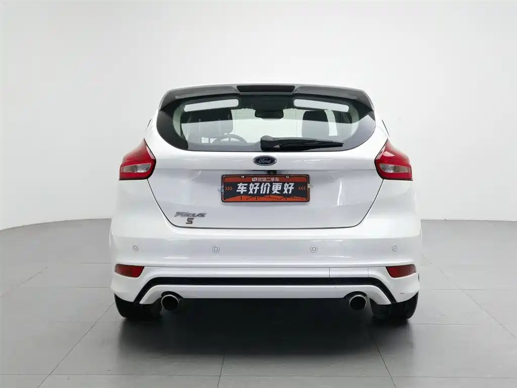 Ford Focus 2015 — фото 4