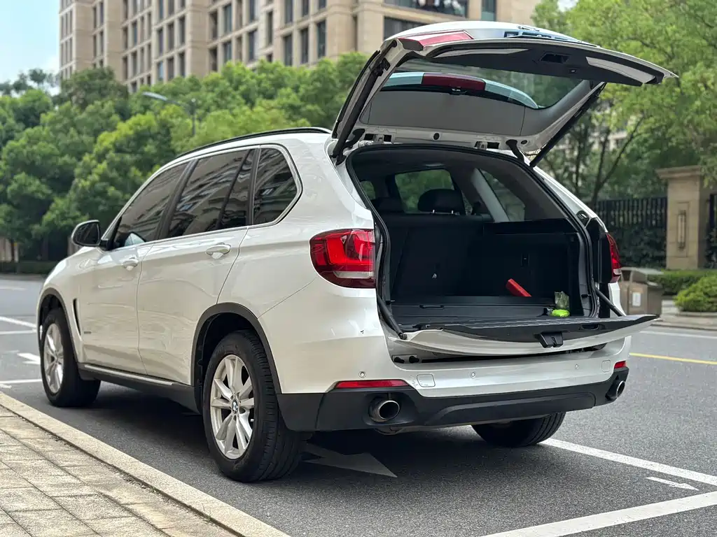 BMW X5 2015 — фото 18