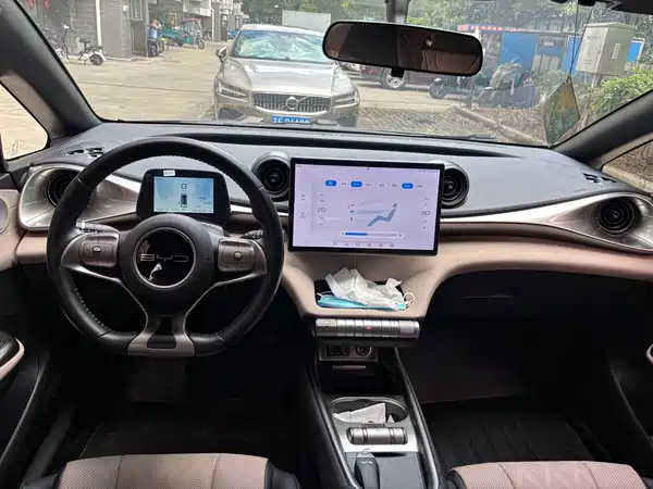 BYD Dolphin 2023