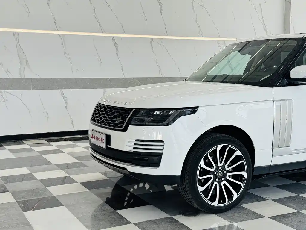 Land Rover Range Rover 2018 — фото 8