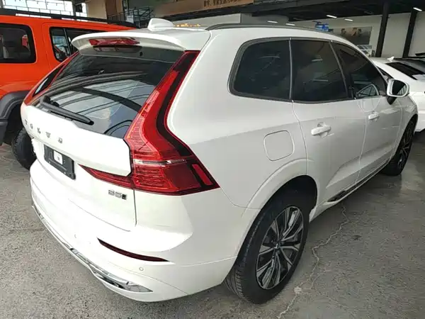 Volvo XC60 2023