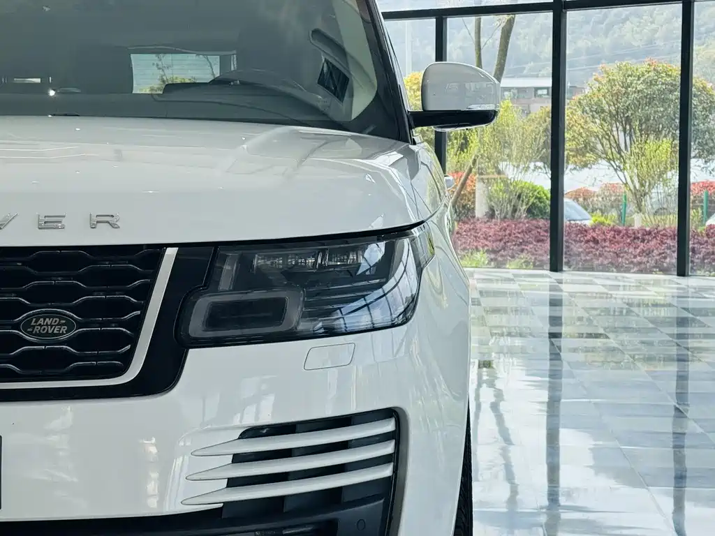 Land Rover Range Rover 2018 — фото 6