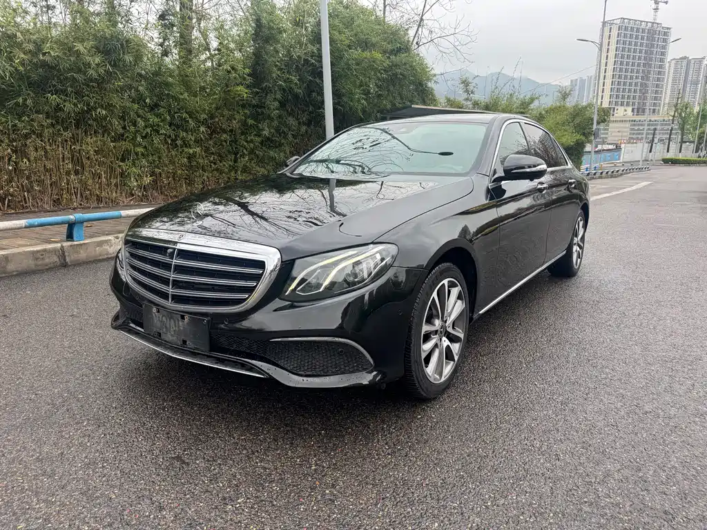 Mercedes-Benz E-Class 2017 — фото 1