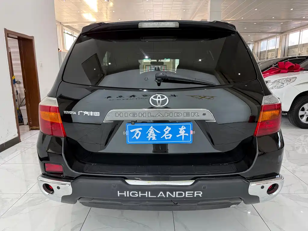 Toyota Highlander 2011 — фото 16