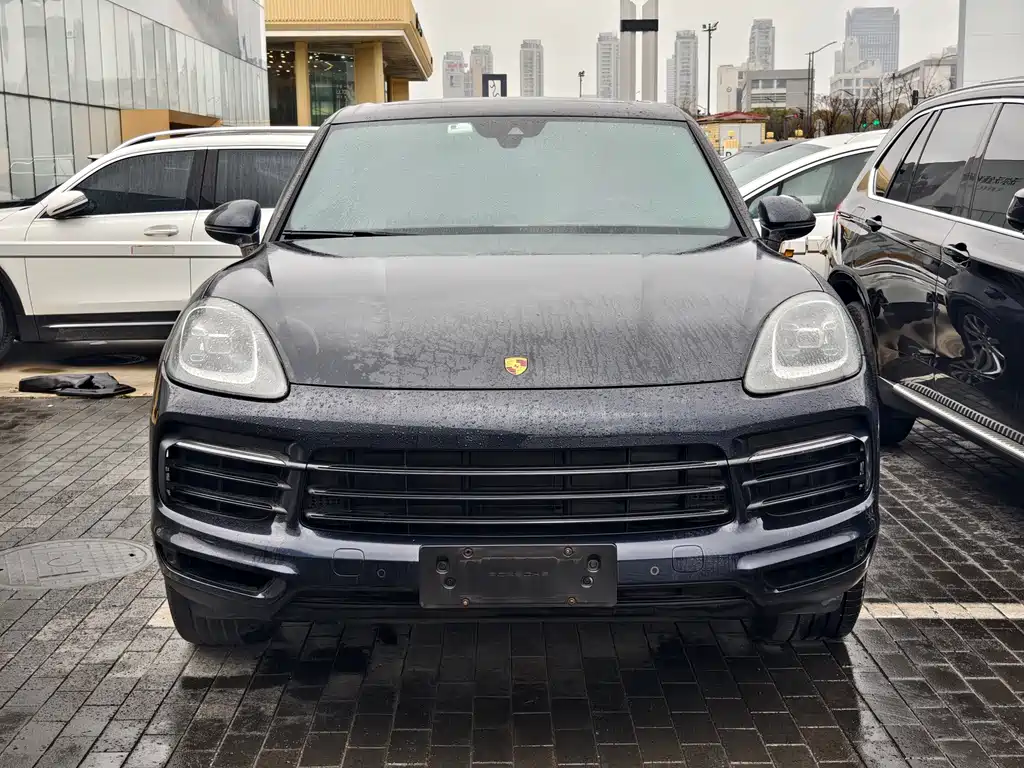 Porsche Cayenne 2021 — фото 2