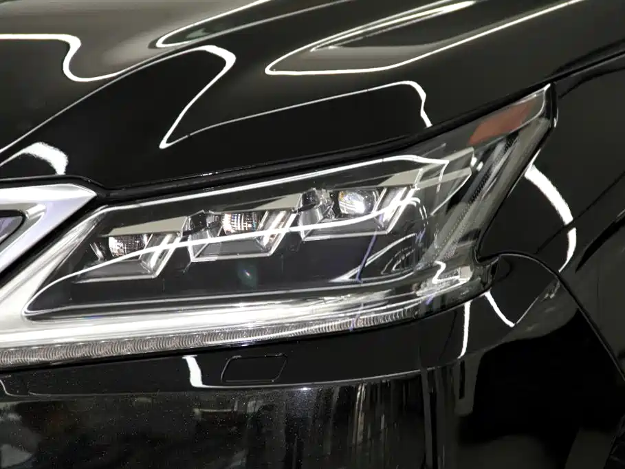 Lexus LX 2020 — фото 40