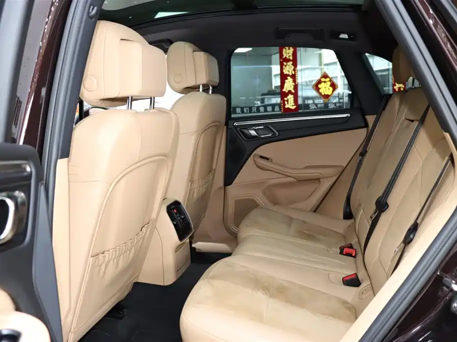 Porsche Macan 2016 — фото 10
